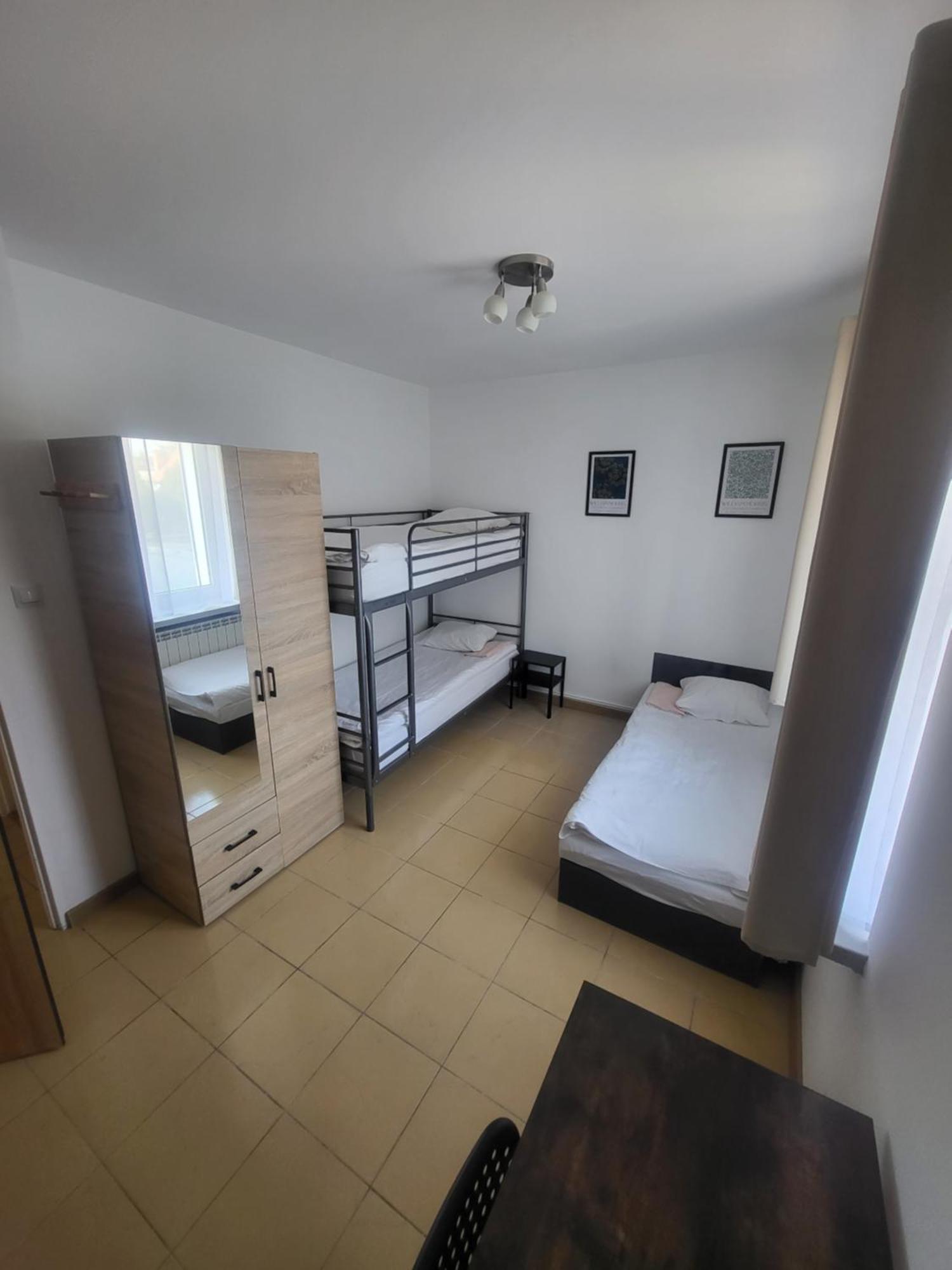 Rooms4Rest Popularna - Private Rooms For Tourists - Atr Consulting Sp, Z O,O, Varsóvia Exterior foto