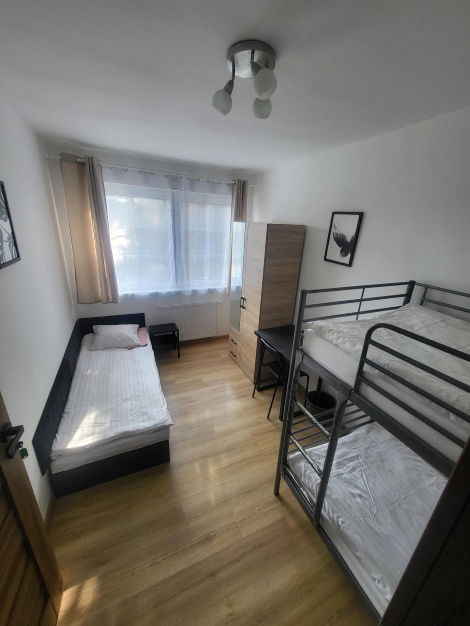 Rooms4Rest Popularna - Private Rooms For Tourists - Atr Consulting Sp, Z O,O, Varsóvia Exterior foto