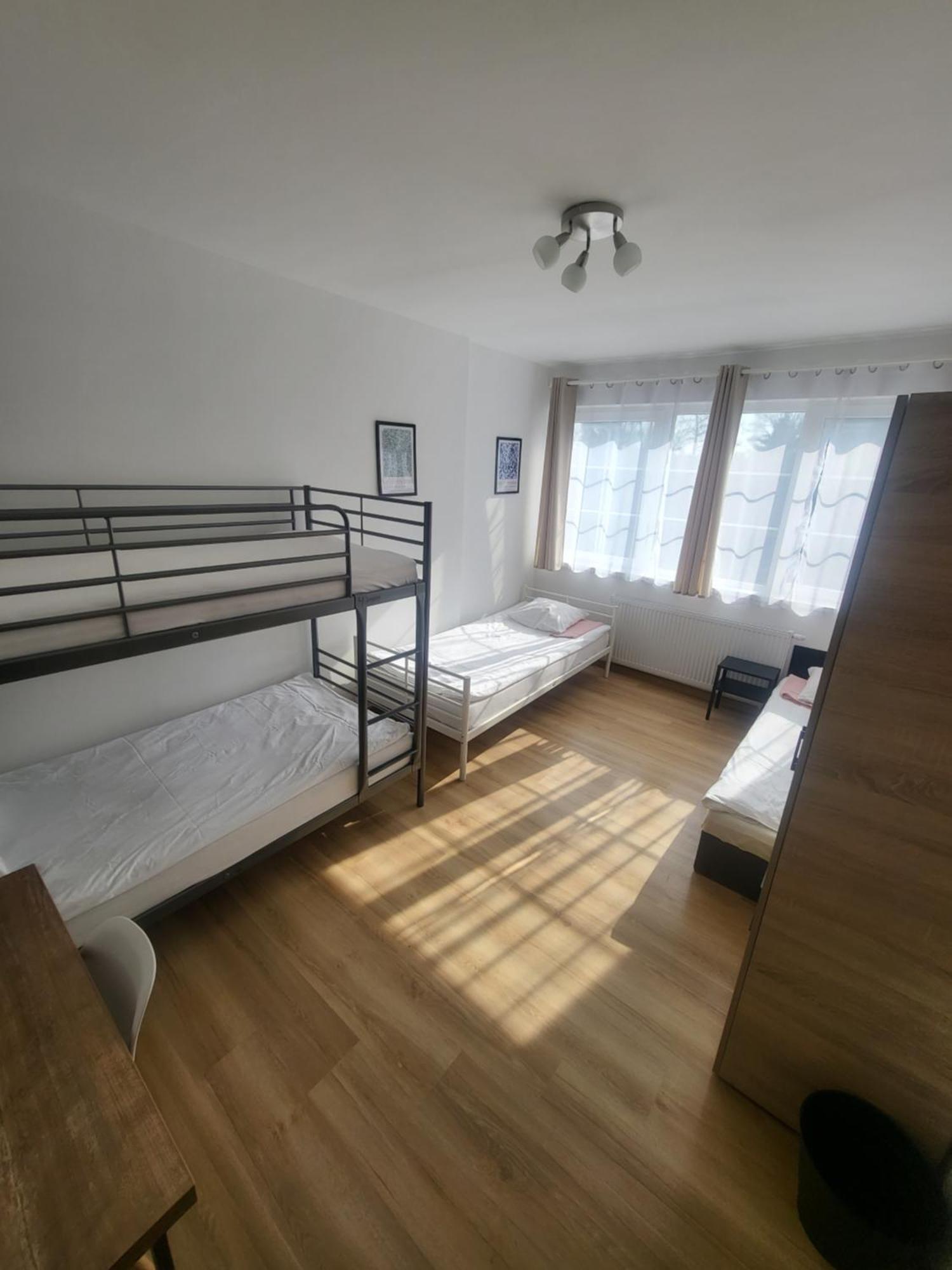 Rooms4Rest Popularna - Private Rooms For Tourists - Atr Consulting Sp, Z O,O, Varsóvia Exterior foto