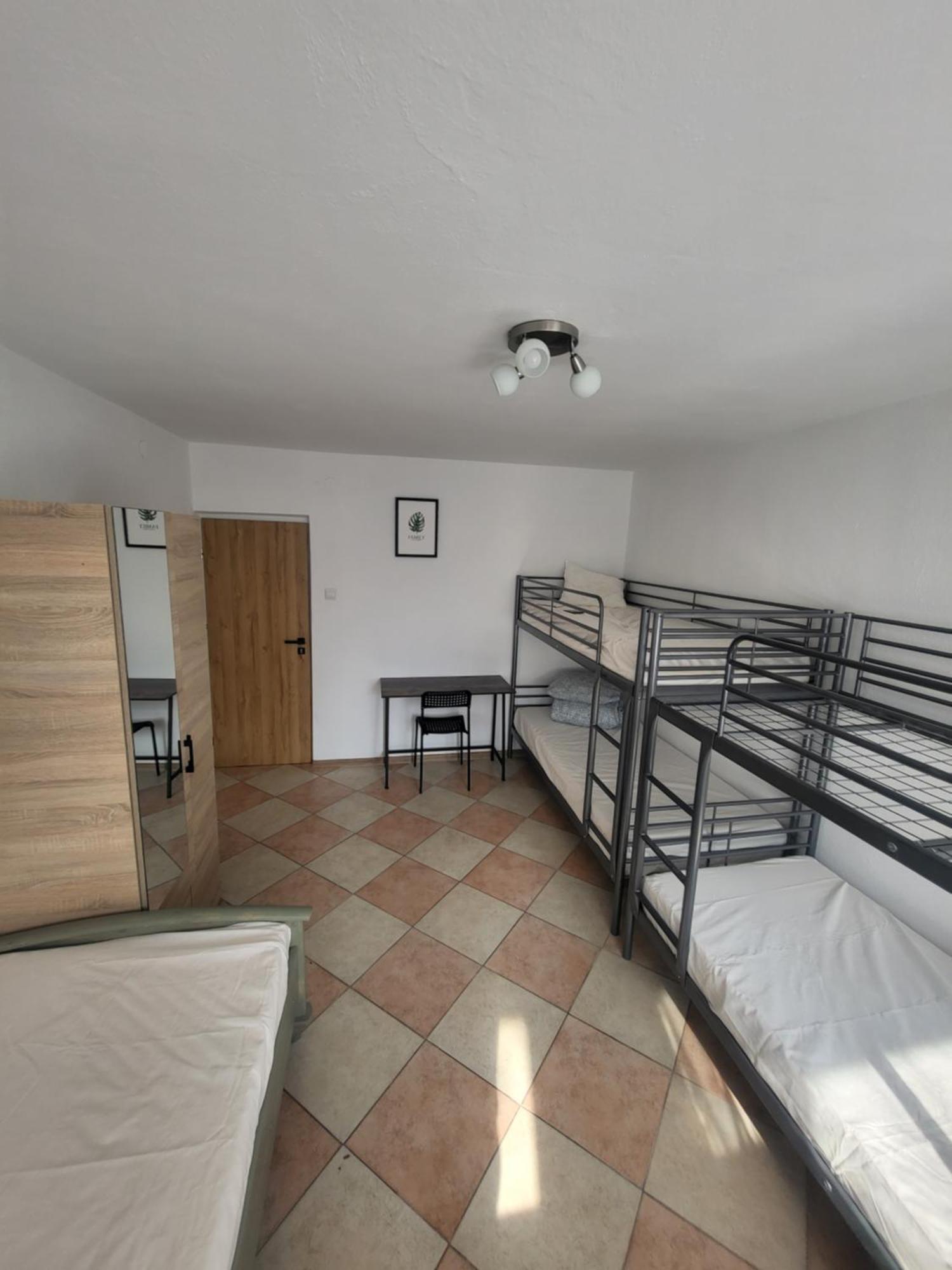 Rooms4Rest Popularna - Private Rooms For Tourists - Atr Consulting Sp, Z O,O, Varsóvia Exterior foto