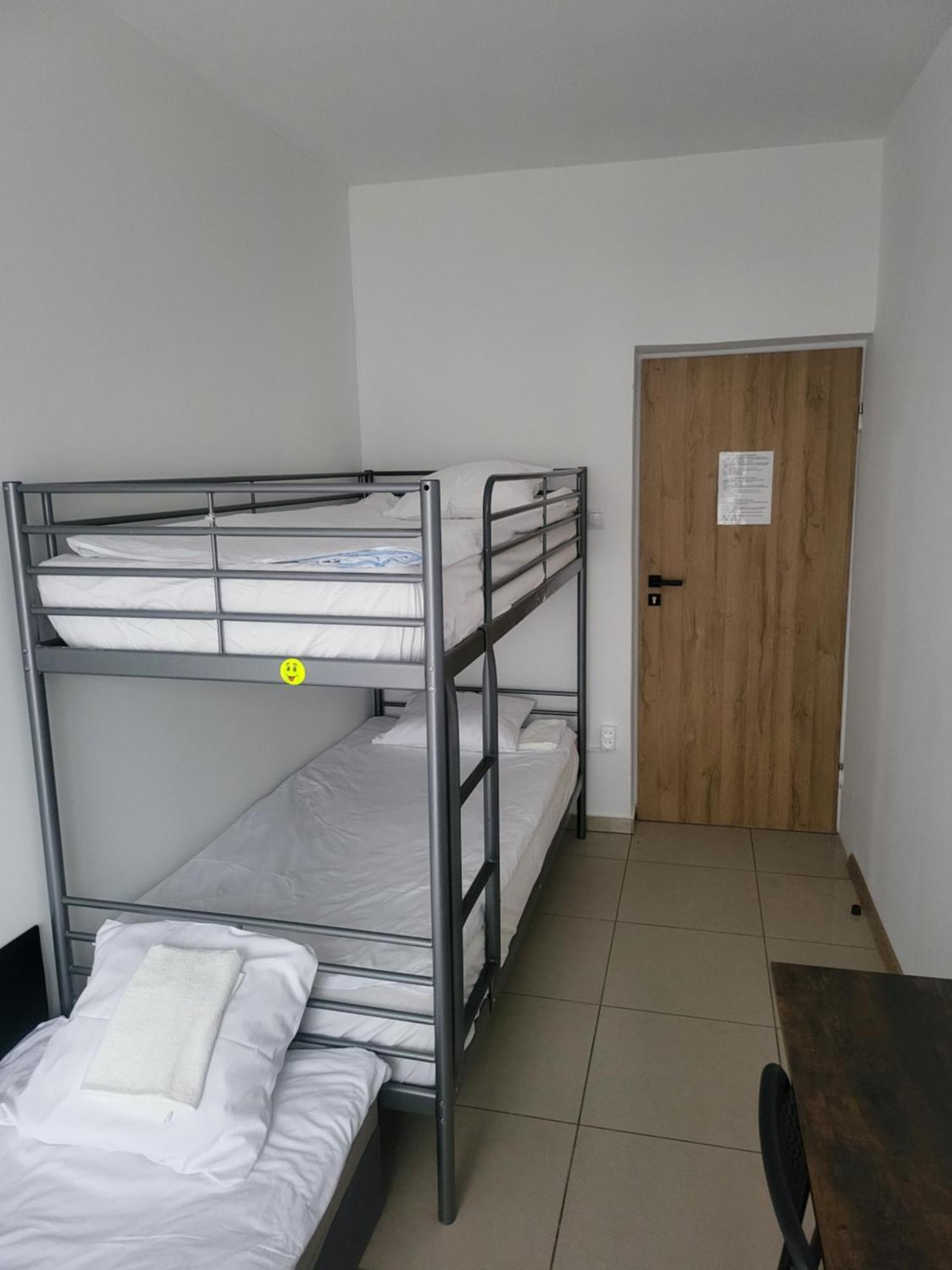 Rooms4Rest Popularna - Private Rooms For Tourists - Atr Consulting Sp, Z O,O, Varsóvia Exterior foto